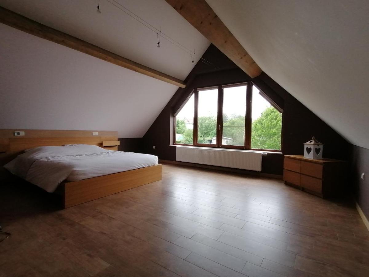 L'Atelier D'Arthur - Gite Chaleureux Avec Jacuzzi. Tenneville Buitenkant foto